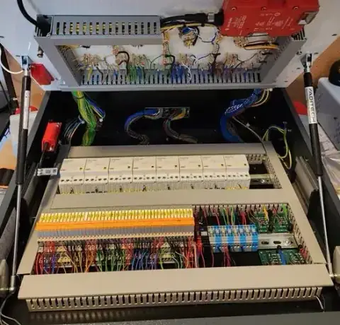 Naprawczy re-engineering fikstury testowej