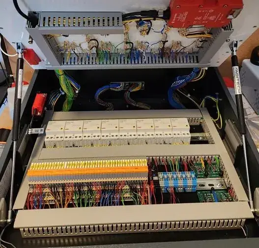 Naprawczy re-engineering fikstury testowej
